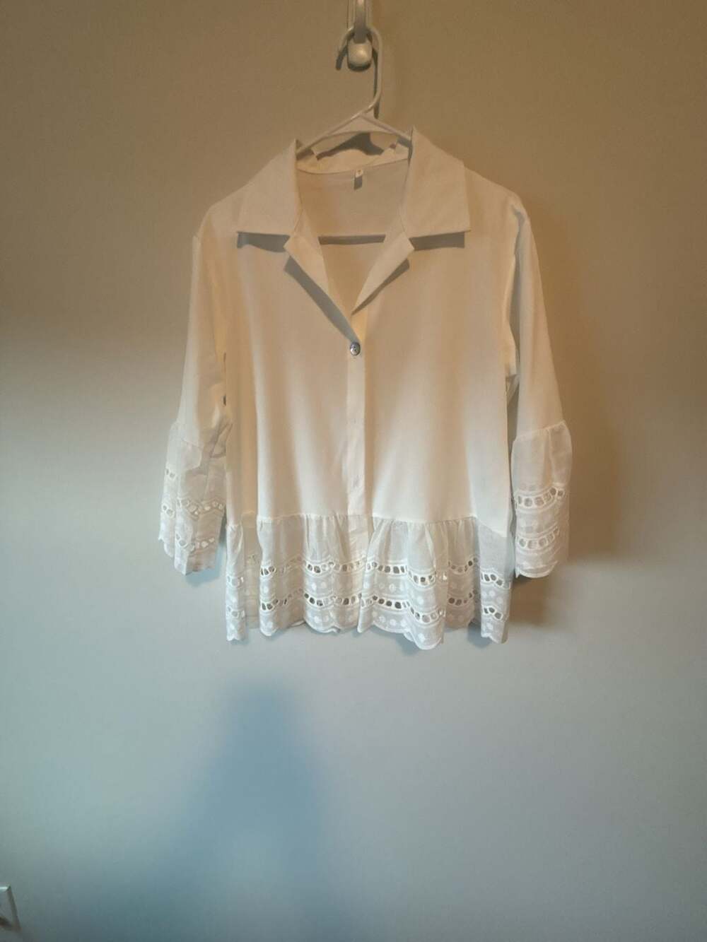 Casual Solid Color Shirt with 3/4 bell sleeves with eyelet lace contrast  and ru